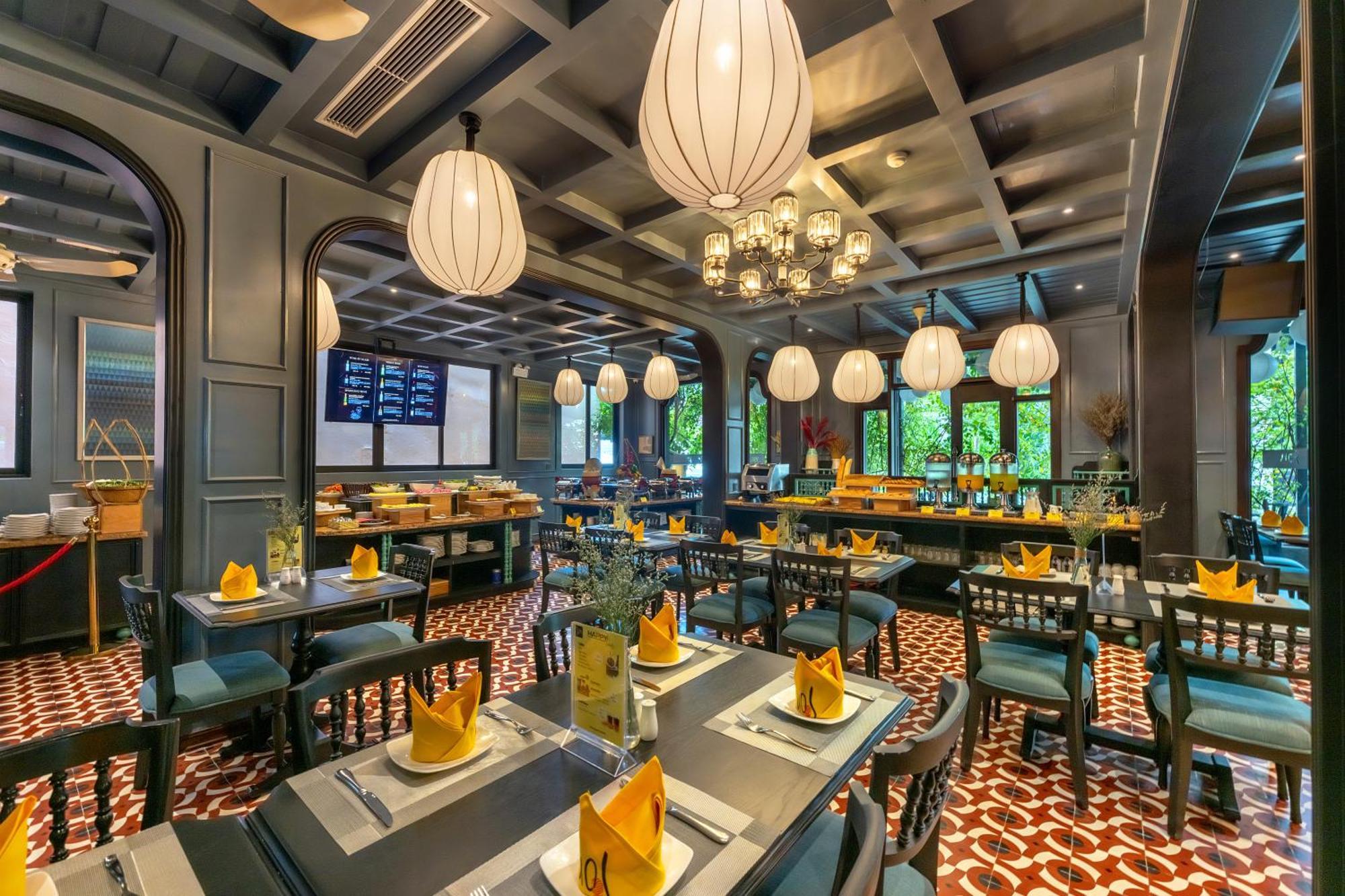 Son Hoi An Boutique Hotel & Spa Exteriér fotografie The interior of the restaurant